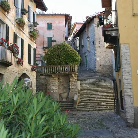 Altido Warm Family Flat For 4, With Free Parking