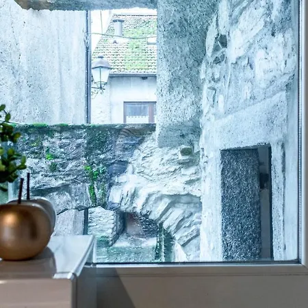 Altido Warm Family Flat For 4, With Free Parking *