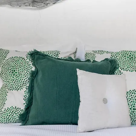 Altido Warm Family Flat For 4, With Free Parking